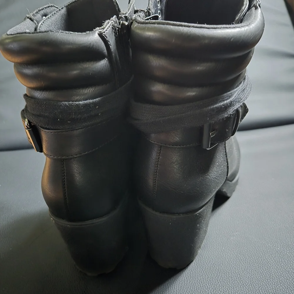 Mia Women's Black Leather Ankle Boots Size 9M - Picture 5 of 7